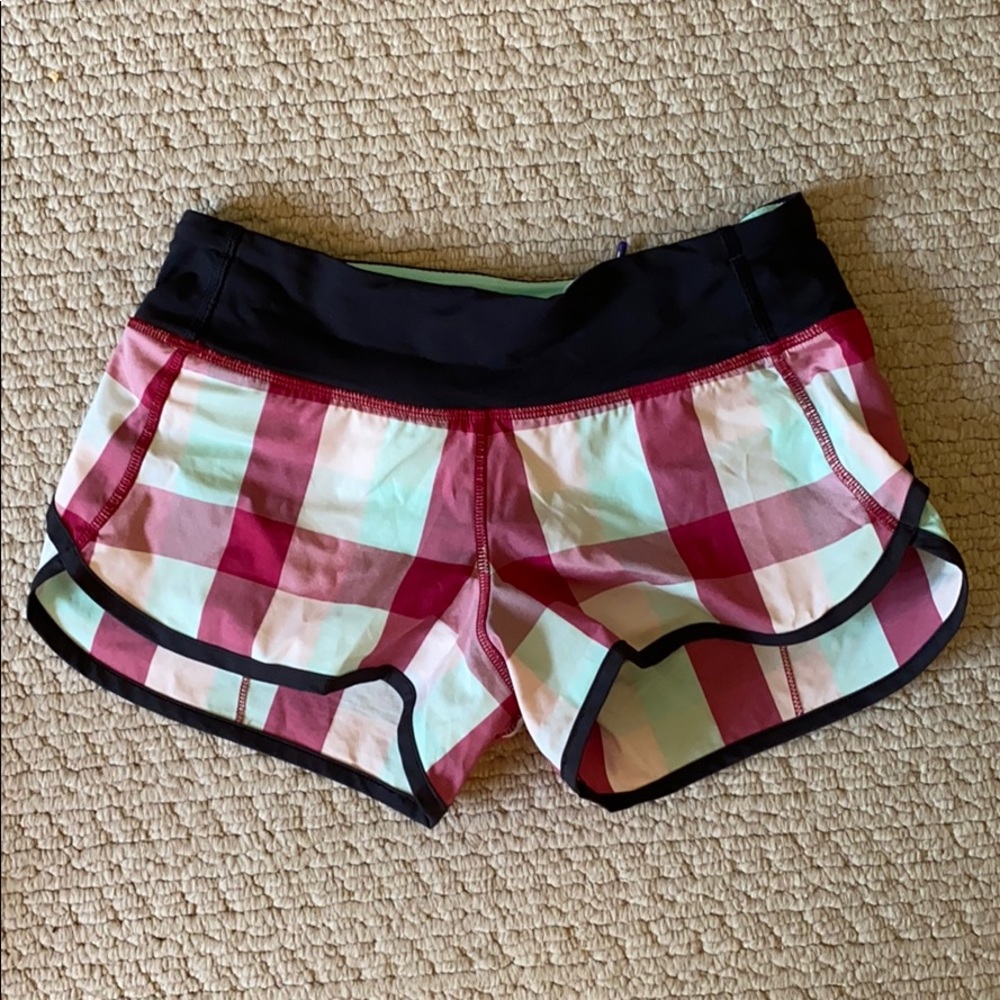 Plaid lululemon shorts size 2